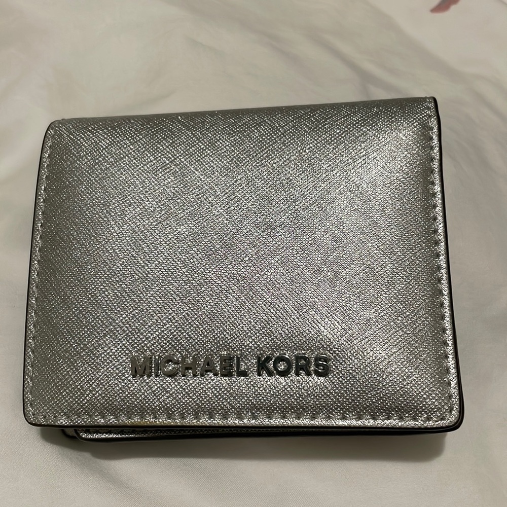 Michael Kors wallet silver